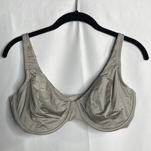 Uniform by Nikki decker 4 cup underwire bra 38D